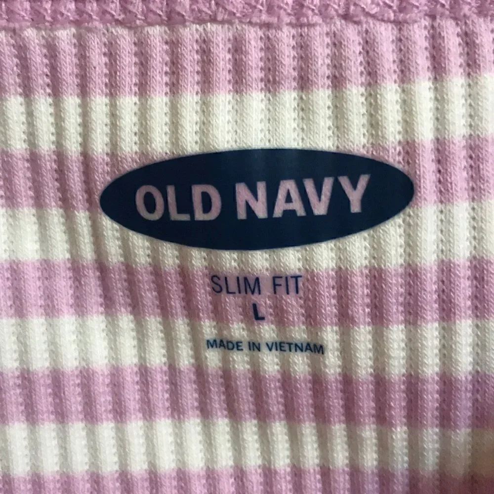 Old Navy Tank   - Picture 2 of 3